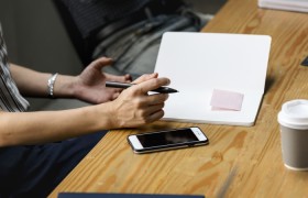 重磅来袭“手机玩麻将开挂神器下载安装苹果”详细开挂玩法