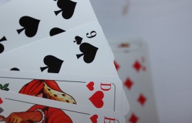 推荐一款”微信雀神麻将猫腻”详细开挂玩法