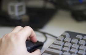 玩家秒懂“随意玩拼三张作弊辅助”开挂(透视)辅助教程
